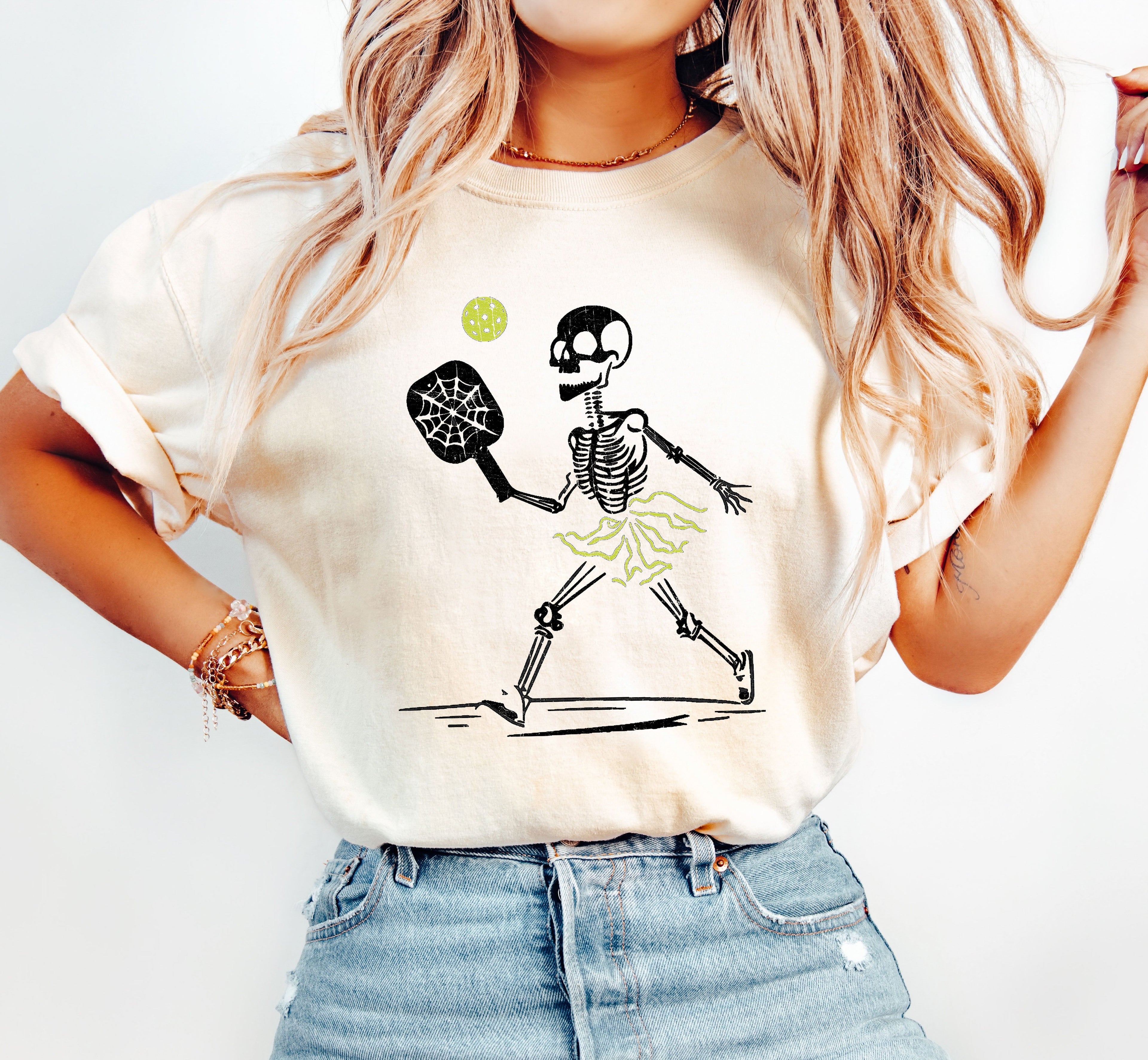 Skeleton Pickleball, Funny, Retro, Aesthetic, Vintage, Comfort Colors Tshirt
