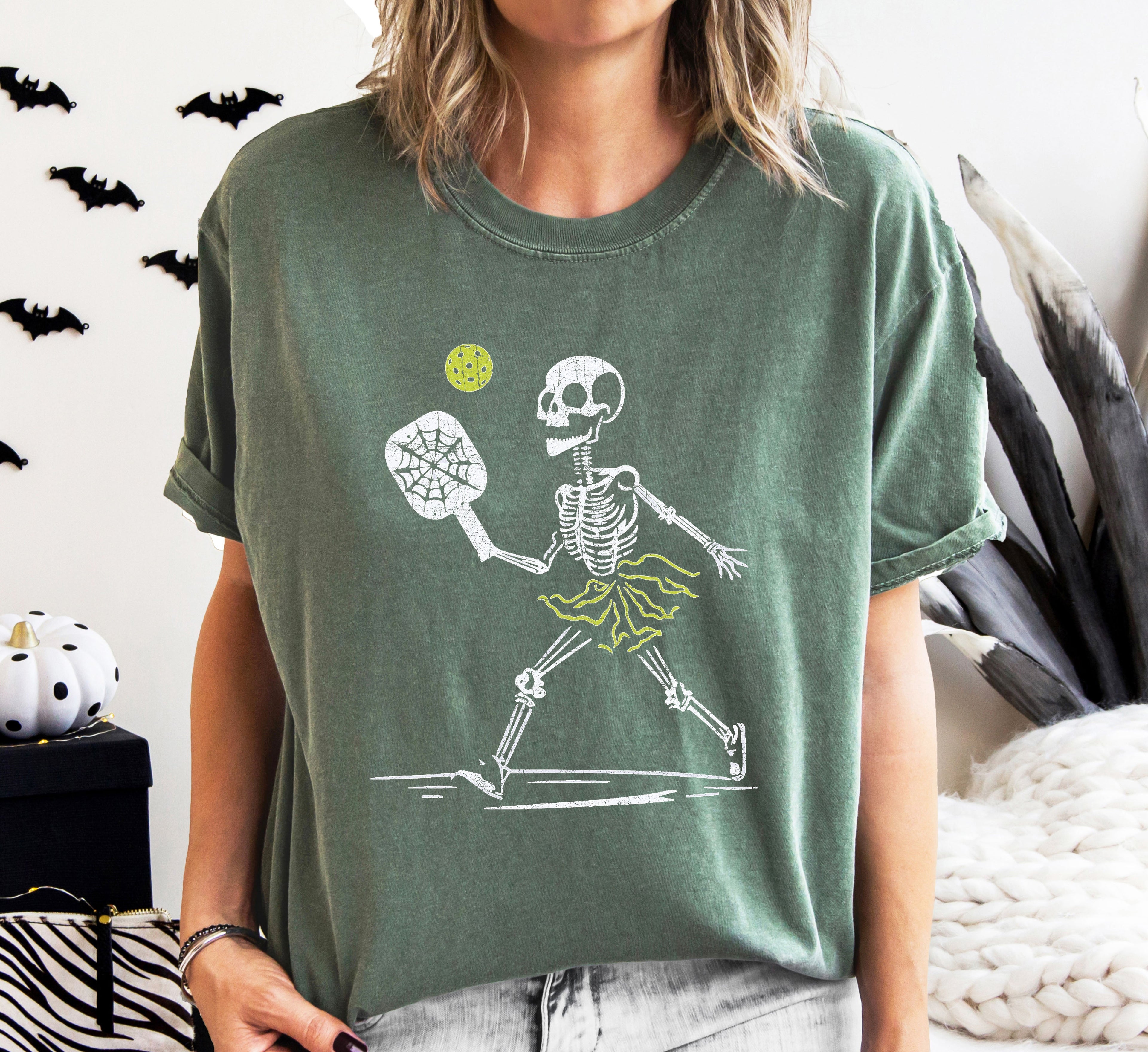 Skeleton Pickleball, Funny, Retro, Aesthetic, Vintage, Comfort Colors Tshirt